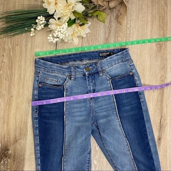 BLANK NYC Split Seam Raw Hem Skinny Classique Jeans - Picture 5 of 16